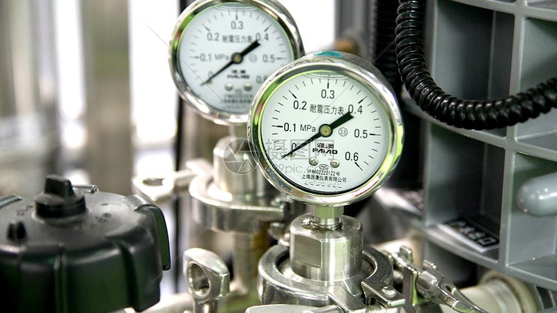制药行业分析仪器选型：精准把控，保障生产质量